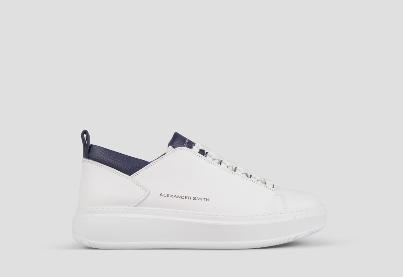 Sneakers Alexander Smith wembley man in white leather and blue saffiano leather details - 1