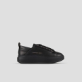 Wembley Woman in soft black leather and black sole