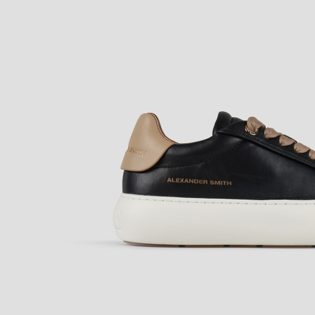 Sneakers Alexander Smith soho woman in soft black leather and beige details - 2