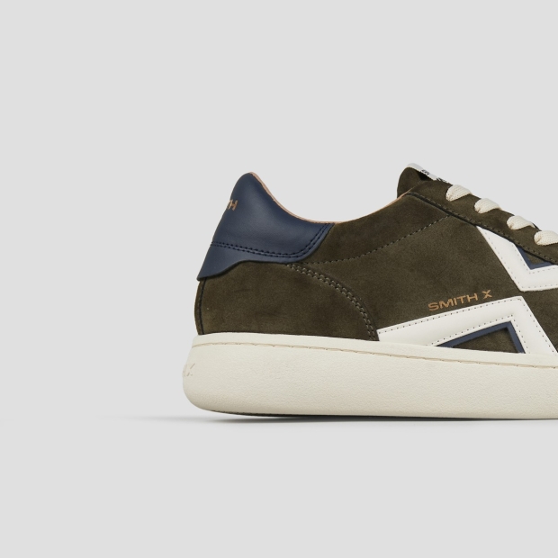 Sneakers Alexander Smith ocean man in green suede with white side logo and blue heel - 2