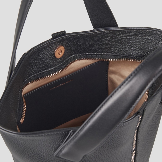 Sneakers Alexander Smith lauren small handbag with shoulder strap in black tumbled leather - 6