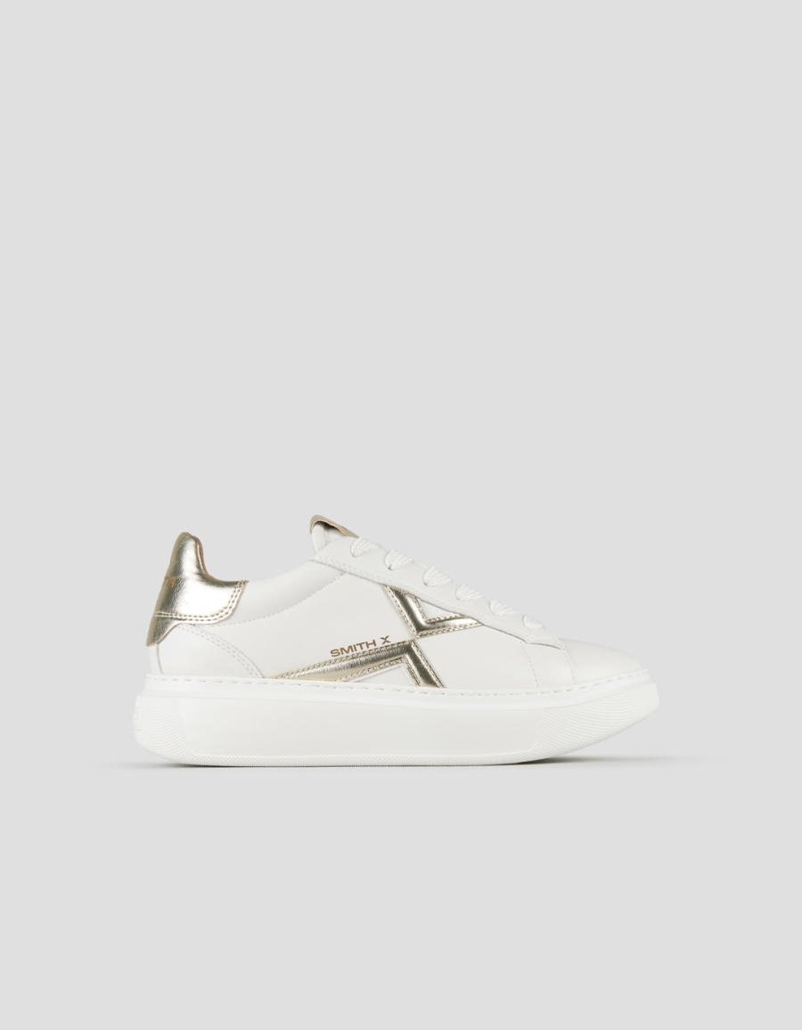 Sneakers Alexander Smith college woman in white with laminated gold logo and back - 1