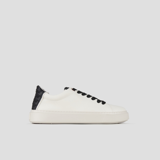 Sneakers Alexander Smith london man in white leather and woven black leather back - 1