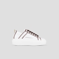 Wembley High Woman in white leather and details in dark brown