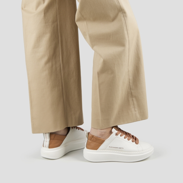 Sneakers Alexander Smith wembley woman in white nappa leather and beige ruched back - 2