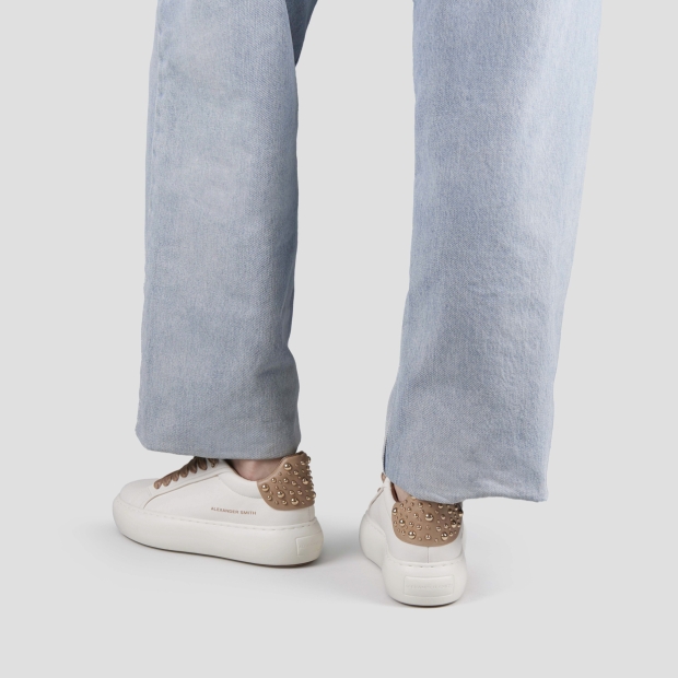 Sneakers Alexander Smith soho woman in white leather and beige back with studs - 2