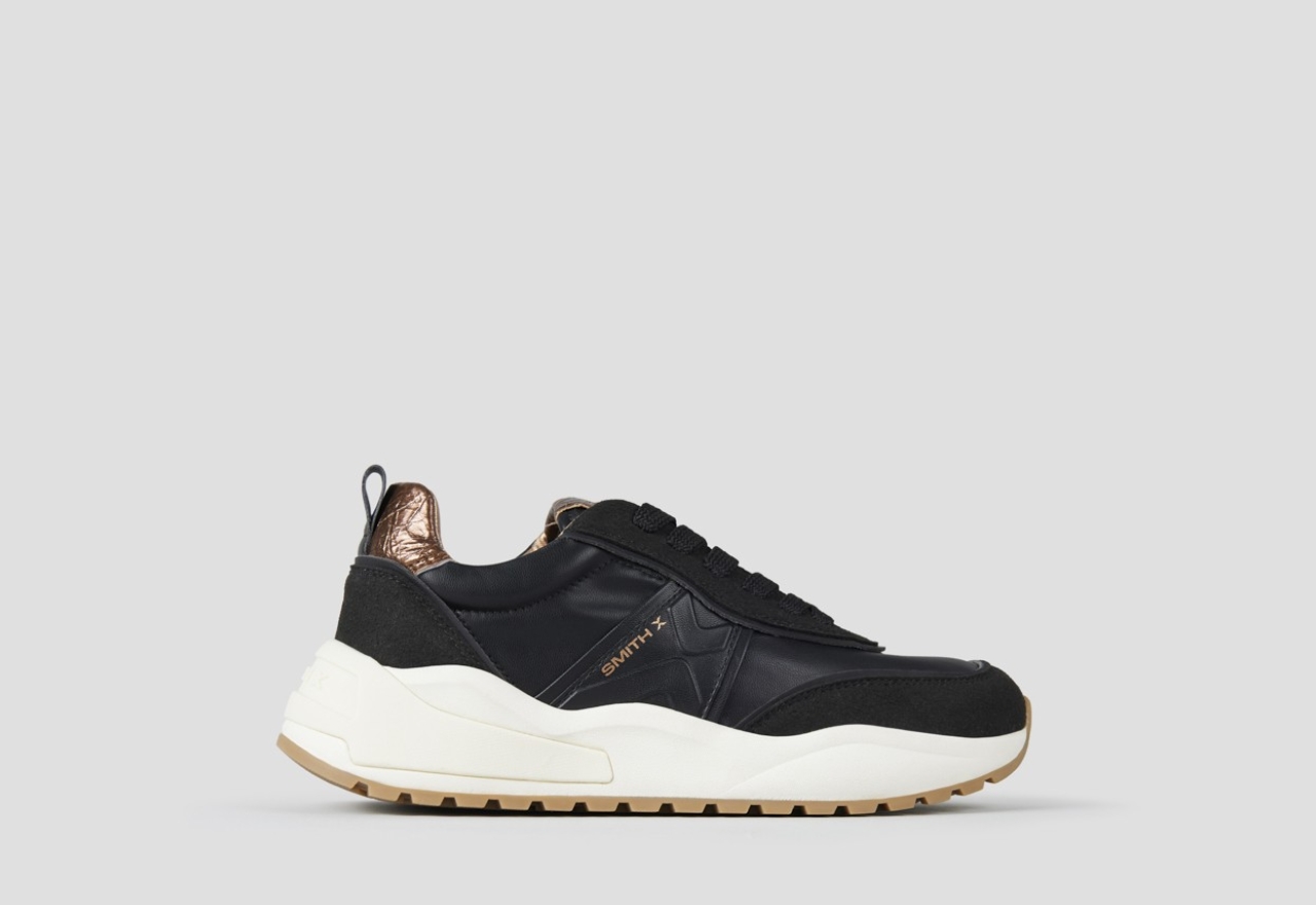 Sneakers Alexander Smith blaze donna in nero con tallone in laminato stropicciato rame - 1