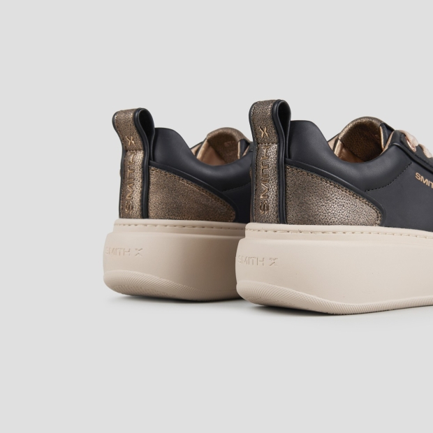 Sneakers Alexander Smith stone donna in nero con tallone in laminato nuvolato rame e suola beige - 4