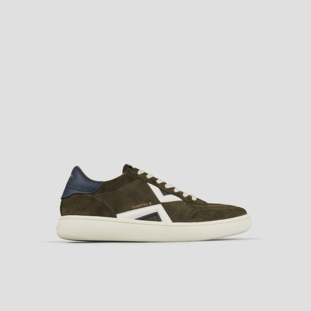 Sneakers Alexander Smith ocean uomo in suede verde con logo laterale bianco e tallone blu - 1