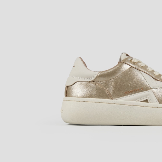 Sneakers Alexander Smith ocean donna in laminato oro con logo laterale e tallone in bianco - 2