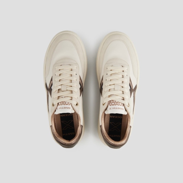 Sneakers Alexander Smith ocean donna in bianco con logo laterale e tallone in bronzo laminato - 5