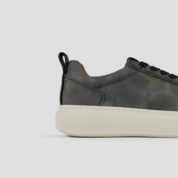 Sneakers Alexander Smith stone uomo in suede grigio con dettagli neri - 2