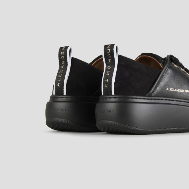 Sneakers Alexander Smith wembley alta donna in pelle nera e suola nera - 4