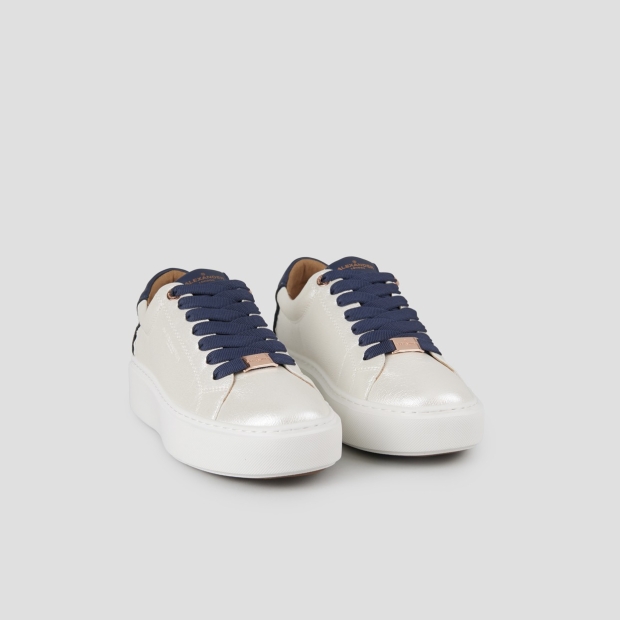 Sneakers Alexander Smith london alta donna in pelle palmellata perlata bianca e tallone blu - 3