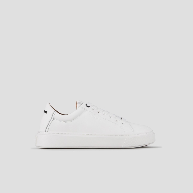 Sneakers Alexander Smith london uomo in pelle liscia bianca e logo in metallo - 2