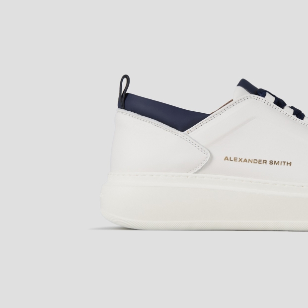 Sneakers Alexander Smith wembley uomo alta frequenza in morbida pelle bianca e dettagli blu - 2