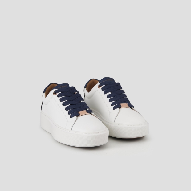 Sneakers Alexander Smith london alta donna in pelle liscia bianca e tallone in pelle palmellata blu - 3
