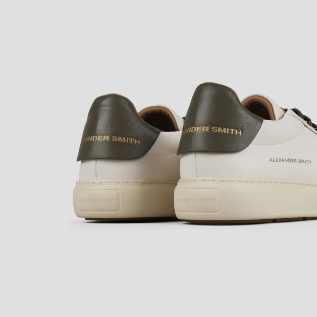 Sneakers Alexander Smith soho uomo in morbida pelle bianca con tallone e lacci verdi - 4