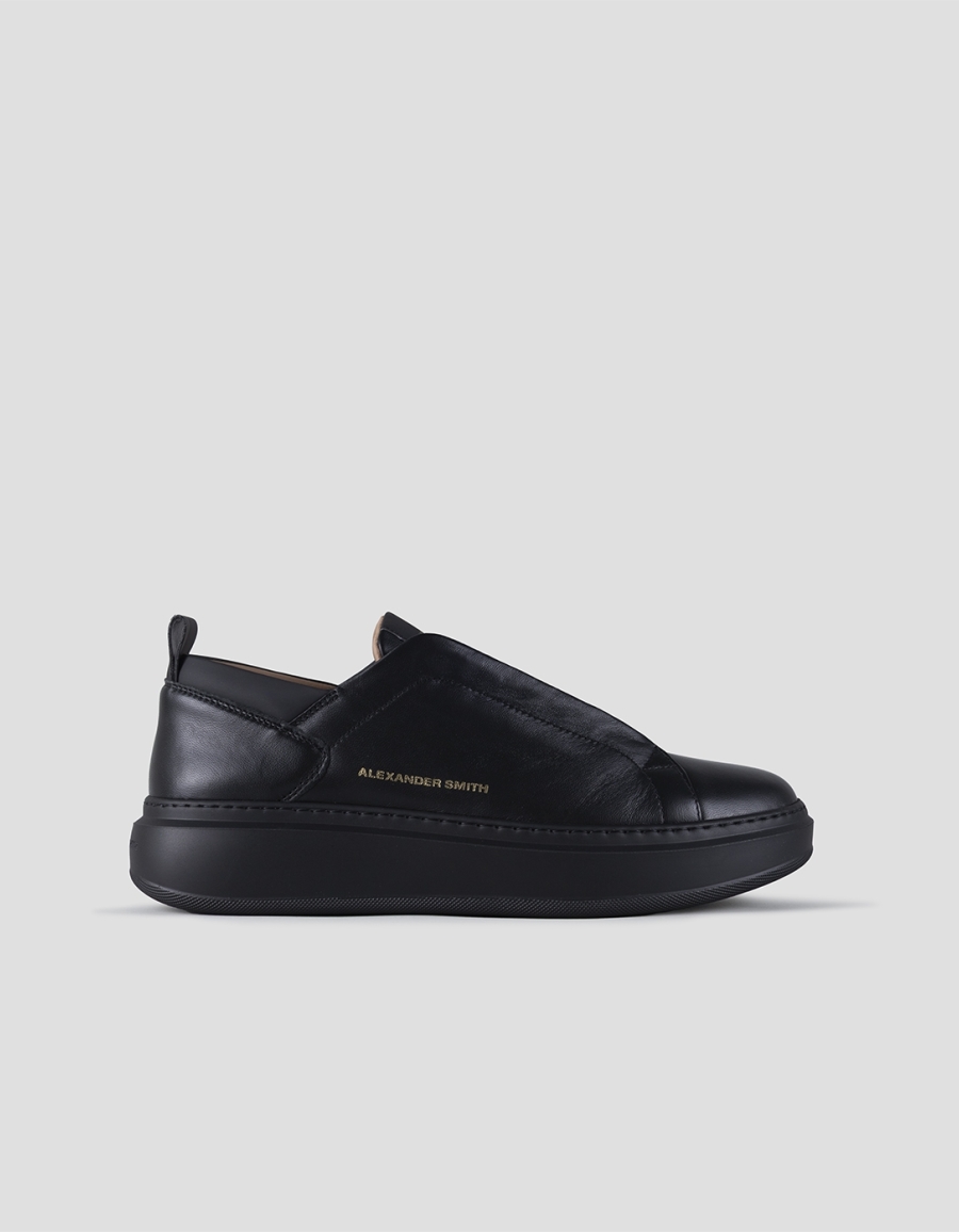 Sneakers Alexander Smith wembley slip-on uomo in morbida pelle nera con suola nera - 1