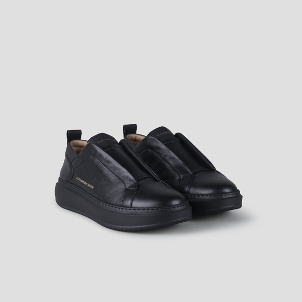 Sneakers Alexander Smith wembley slip-on uomo in morbida pelle nera con suola nera - 3