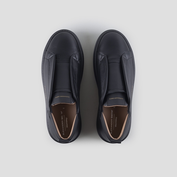 Sneakers Alexander Smith wembley slip-on uomo in morbida pelle nera con suola nera - 5