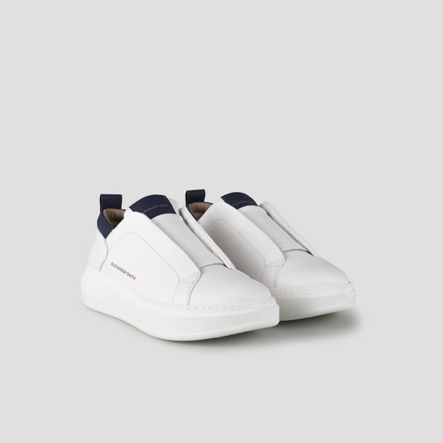 Sneakers Alexander Smith wembley slip-on uomo in morbida pelle bianca con dettagli blu - 3