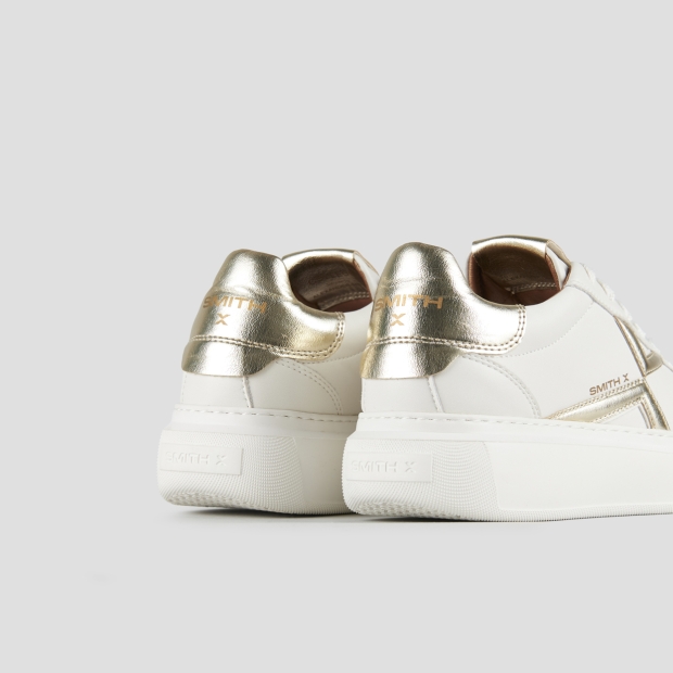 Sneakers Alexander Smith college donna in bianco con logo e tallone laminato oro - 5