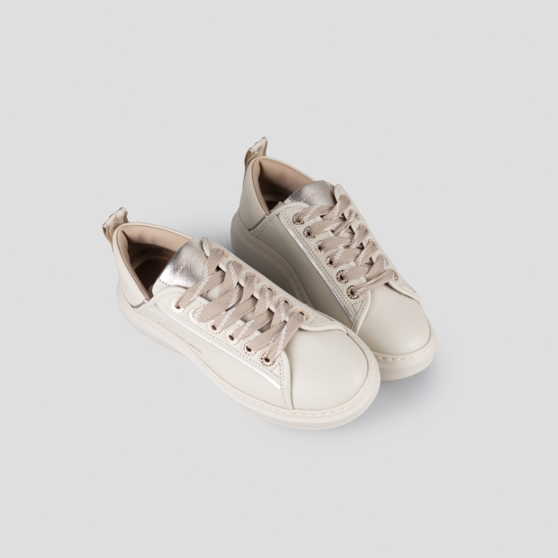 Sneakers Alexander Smith laccio piatto nude con tratteggio bianco da donna - 2