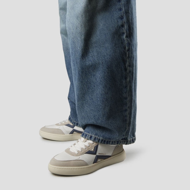 Sneakers Alexander Smith ocean uomo in pelle bianca, inserti in suede, logo e tallone bluette - 2