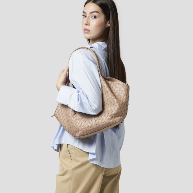 Sneakers Alexander Smith rachel medium borsa a spalla in pelle intrecciata cammello - 2