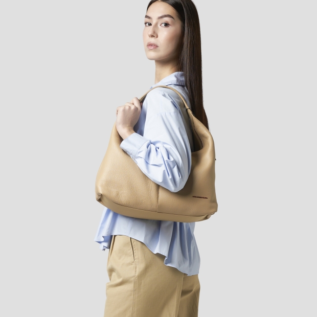 Sneakers Alexander Smith chloe medium borsa a spalla in pelle bottalata beige - 2