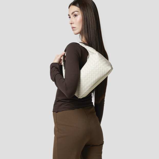 Sneakers Alexander Smith chloe small borsa a spalla in pelle intrecciata bianca - 2